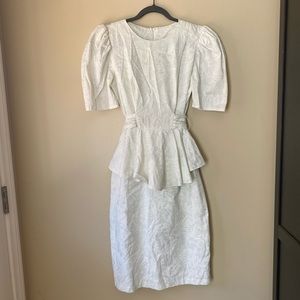 VINTAGE 80’s summertime dress with peplum